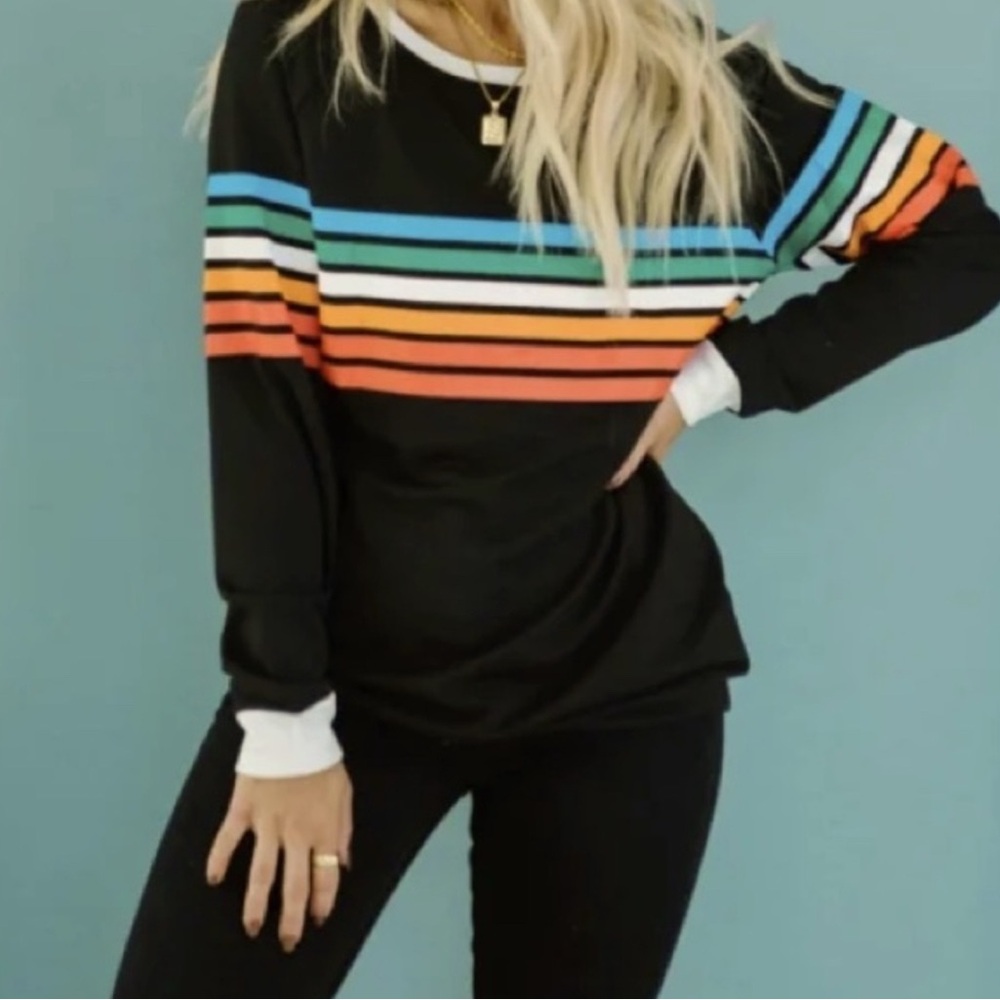 Retro Black Rainbow Stripe Sweatshirt Size Medium Women’s‎ Athletic Pullover